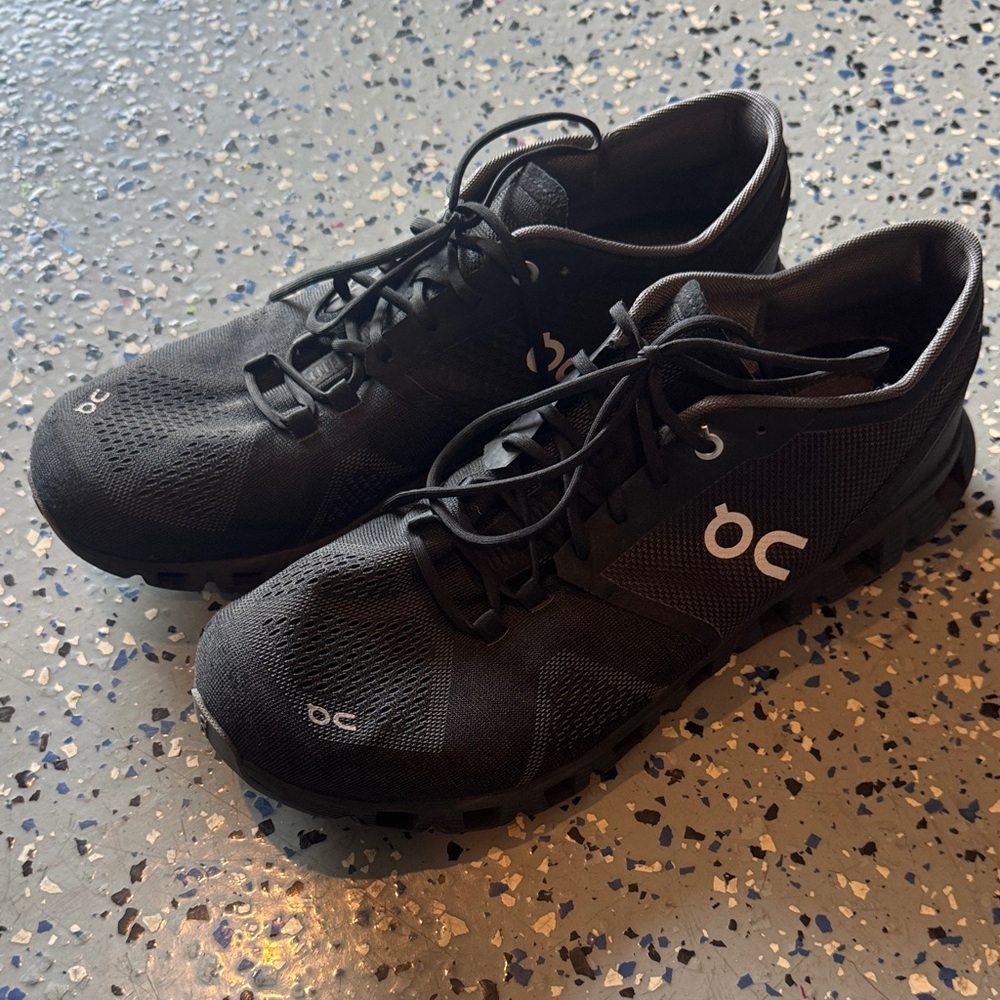 On Cloud Running Men's Shoes